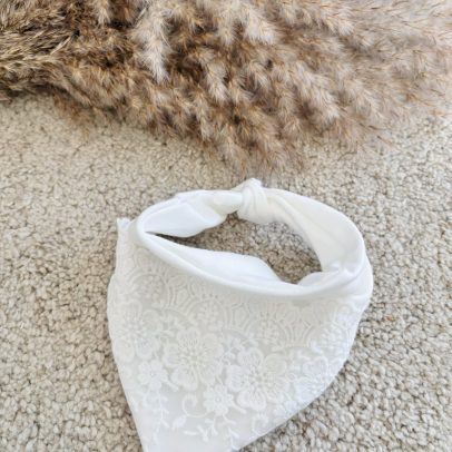 Bawełniana chustka do chrztu na jesień